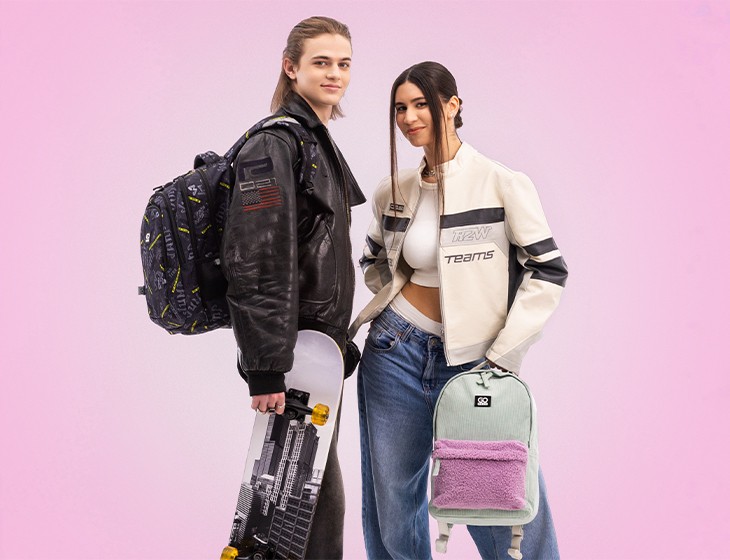 Лук з рюкзаком із плюшем та вельветом